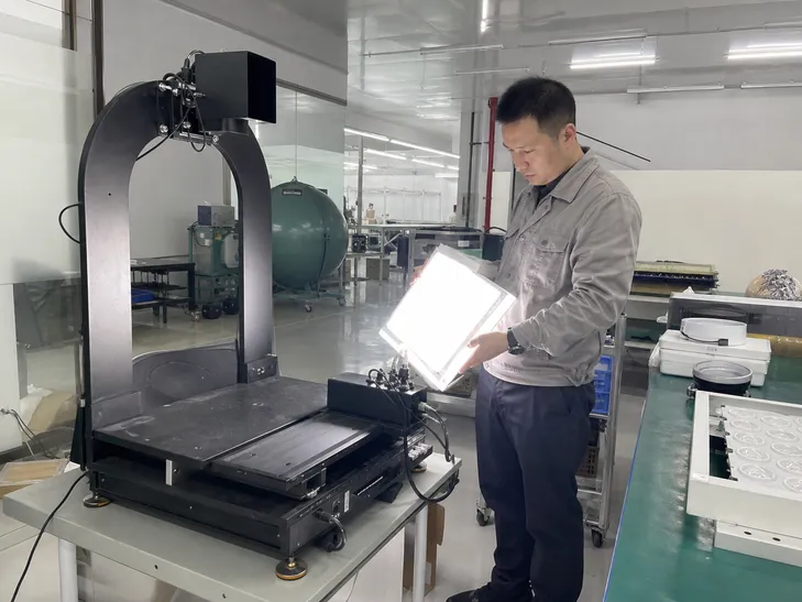 Photometric verification in optical testing lab