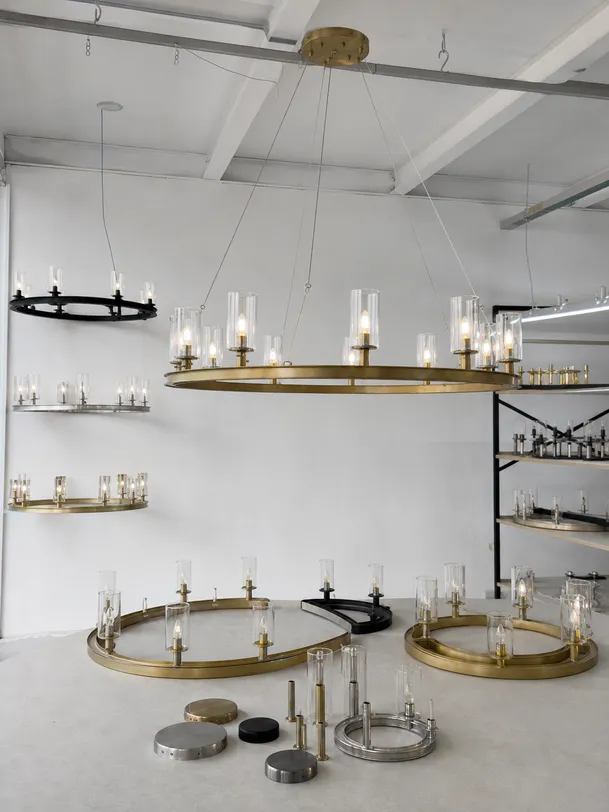 Custom chandelier specification parameters — adjustable diameter, finish, and light point configurations