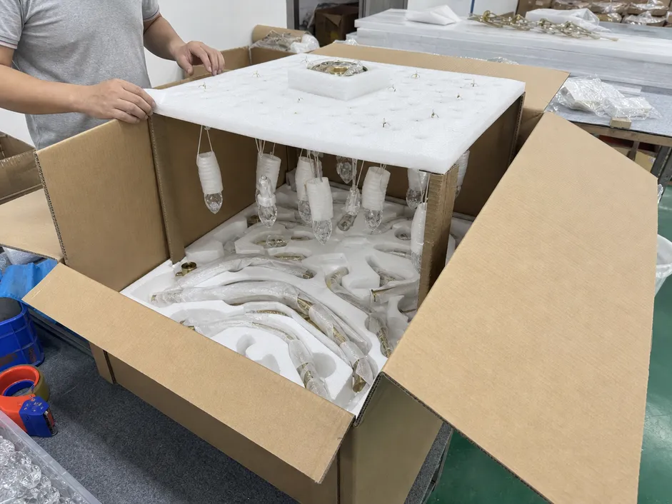 Dining room chandelier packaging with foam-lined inner carton and suspension packaging for crystal elements