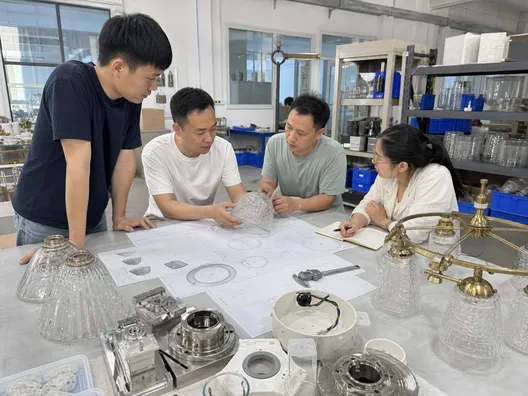 Engineering review process for custom glass mold development in hospitality lighting
