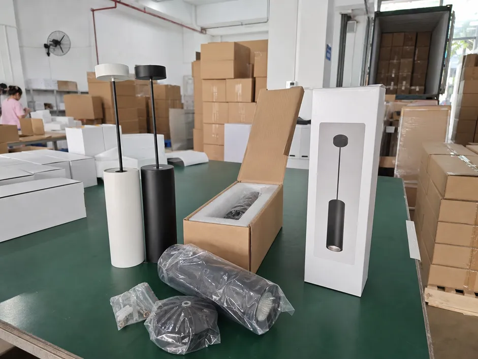 Cylinder pendant lighting retail-ready packaging for e-commerce and Amazon FBA fulfillment