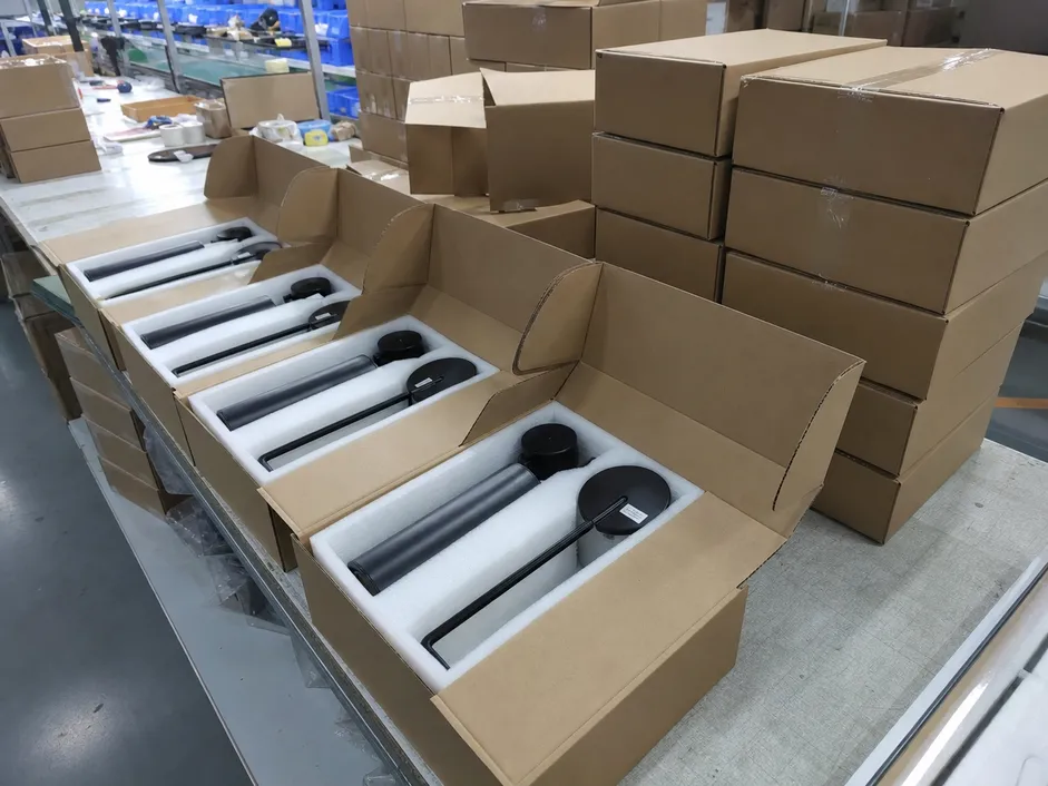 Cylinder pendant lighting foam-lined individual carton packaging for ocean freight protection