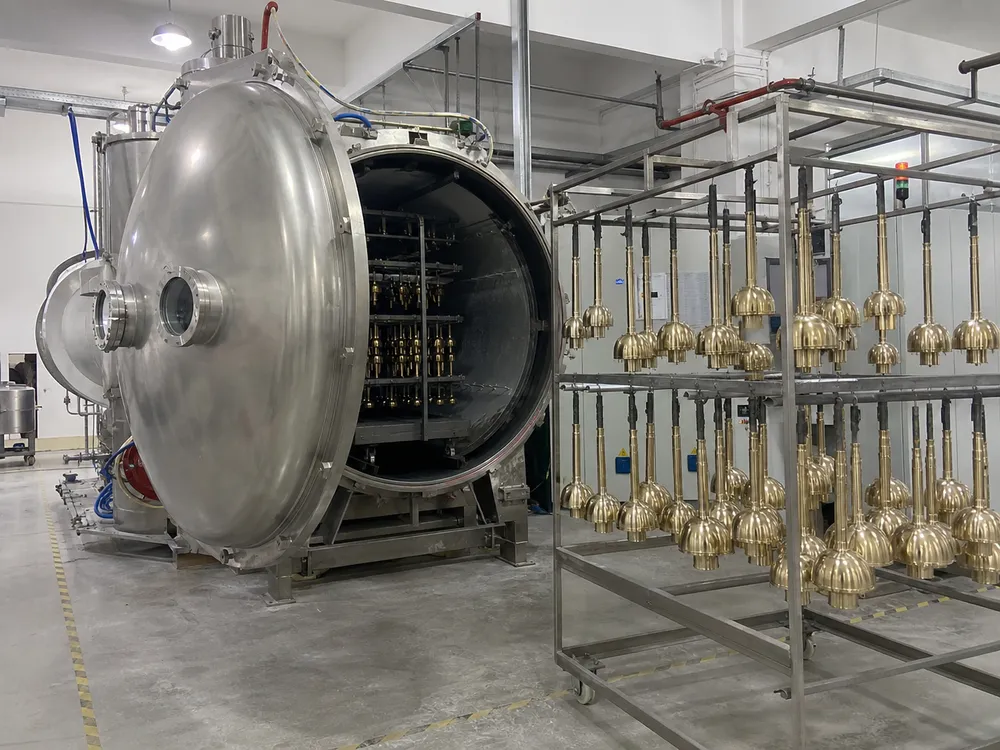 PVD vacuum deposition chamber used for gold pendant lighting finish application