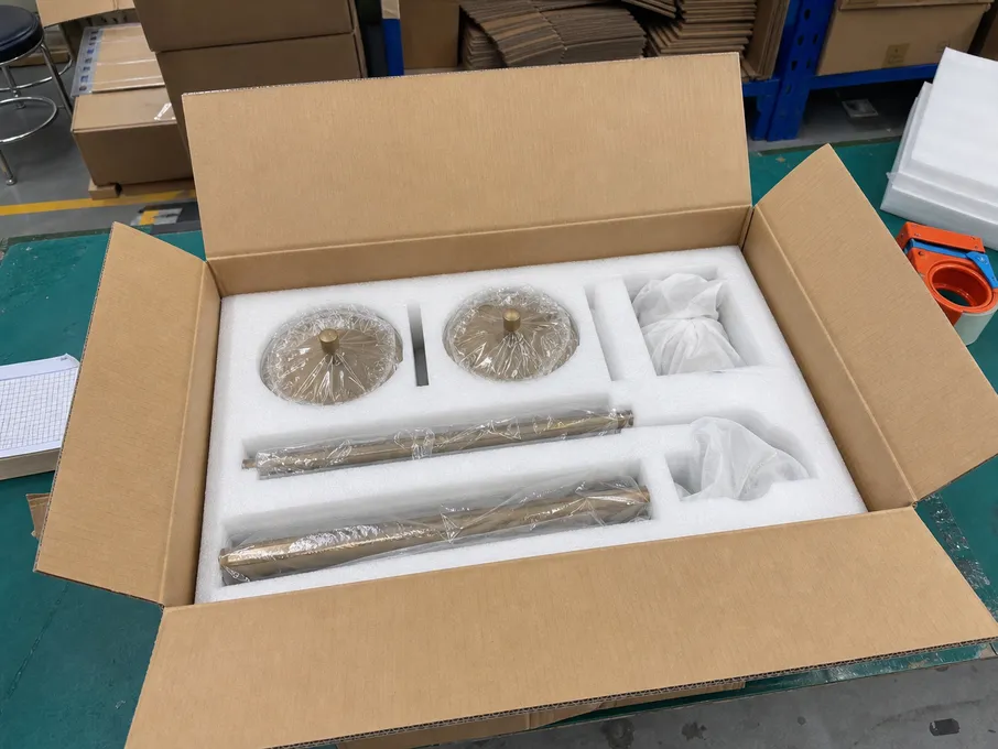 FBA-compliant wall sconce packaging with EPE foam inserts and corrugated outer carton